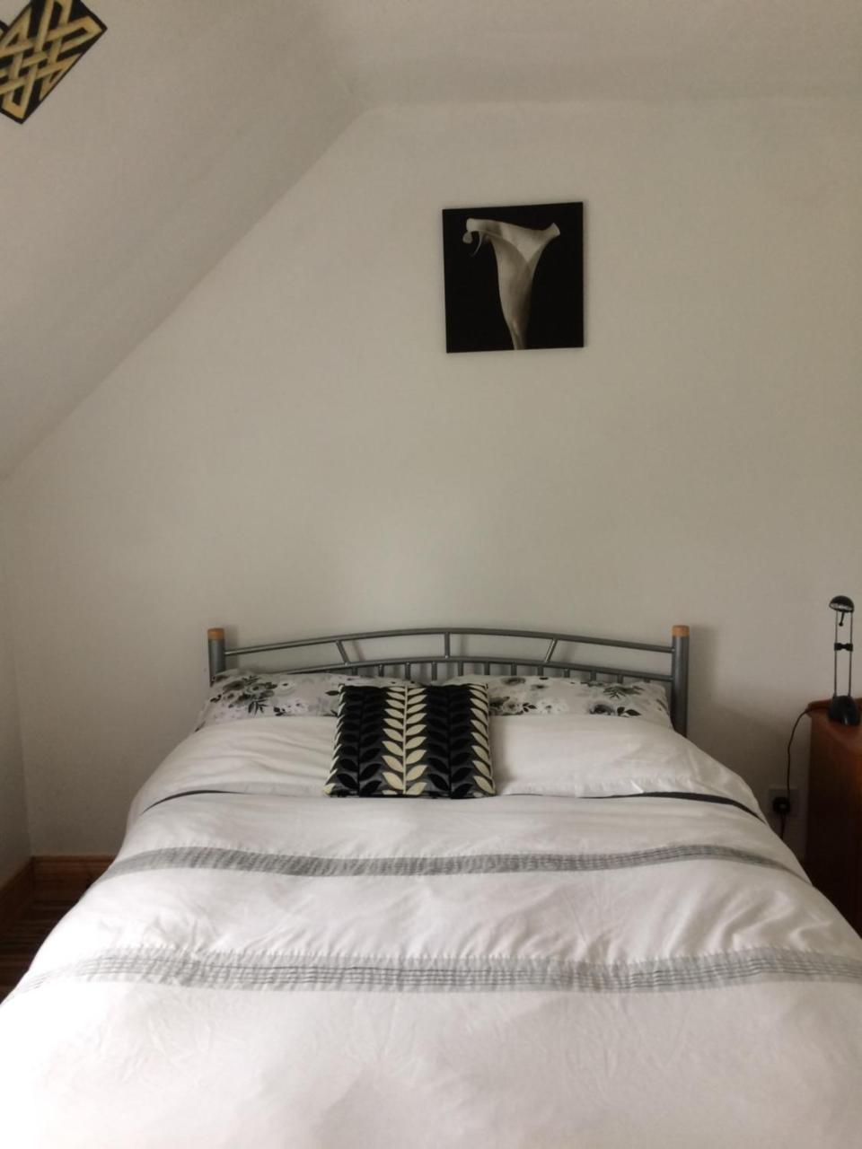 Donegal Town Independent Hostel ภายนอก รูปภาพ