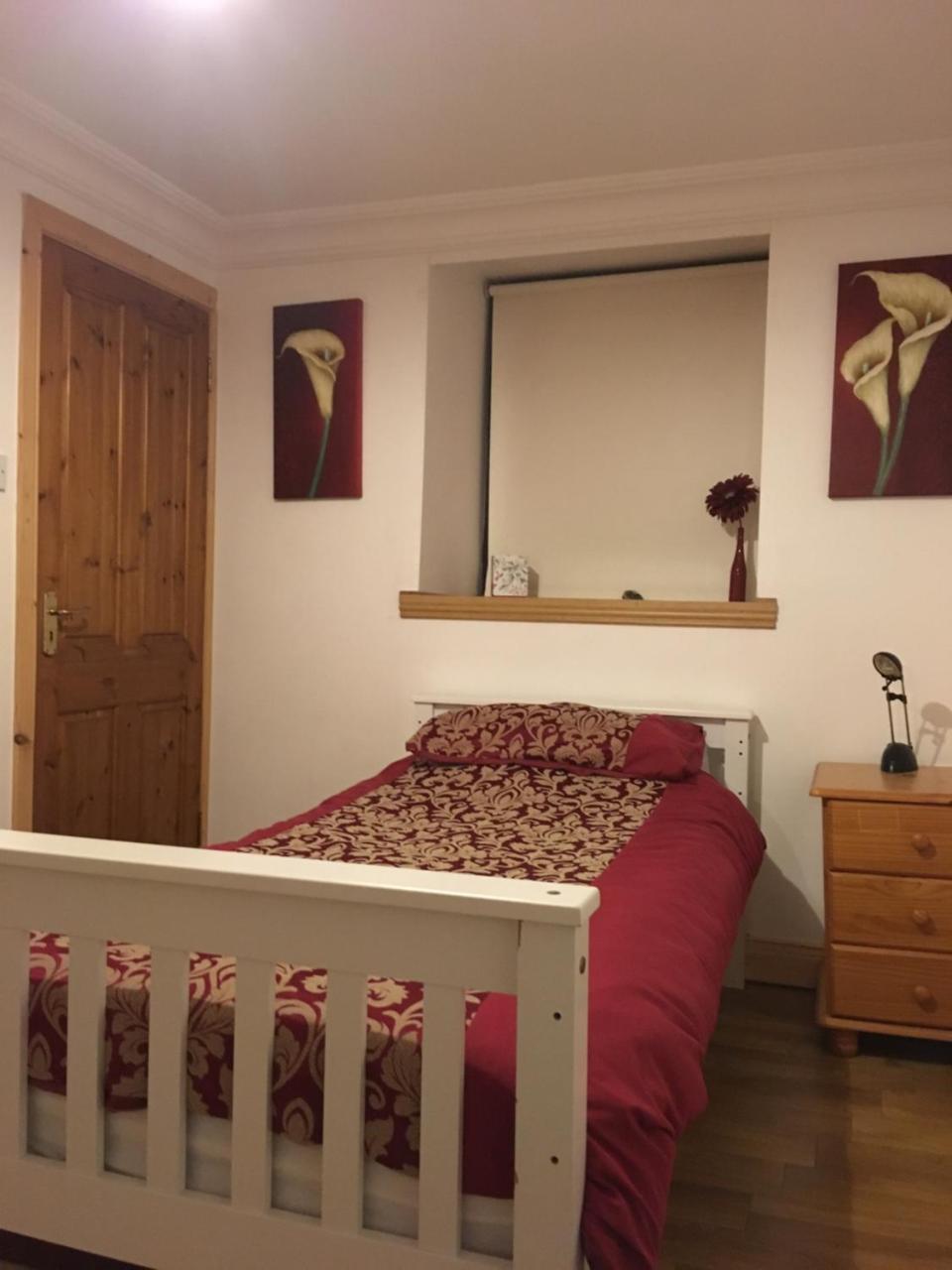 Donegal Town Independent Hostel ภายนอก รูปภาพ