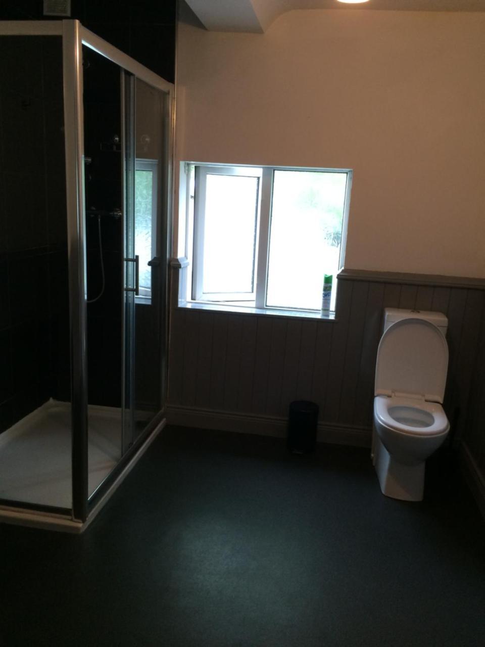 Donegal Town Independent Hostel ภายนอก รูปภาพ